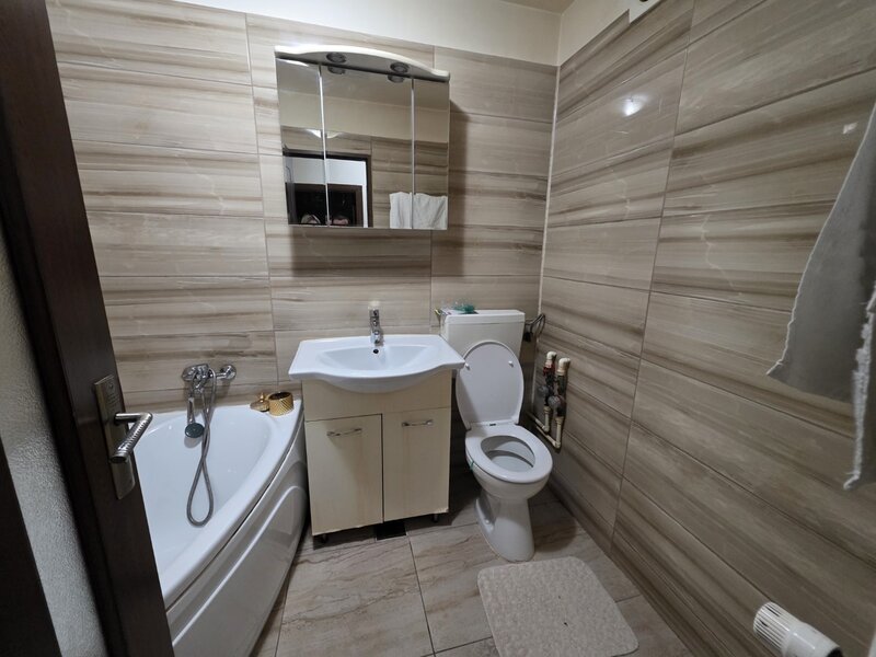 Dristor, Ramnicul Valcea, 10 minute metrou si parc IOR, pe strada Baia Mare