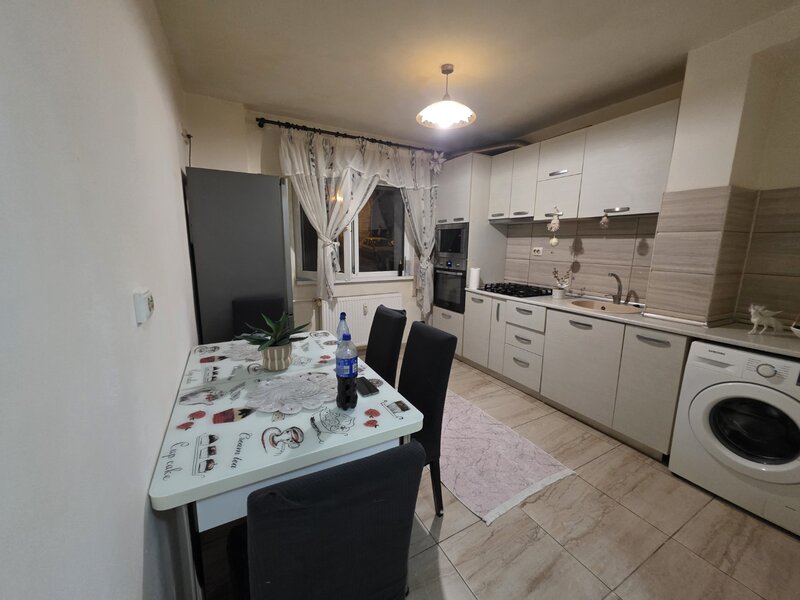 Dristor, Ramnicul Valcea, 10 minute metrou si parc IOR, pe strada Baia Mare